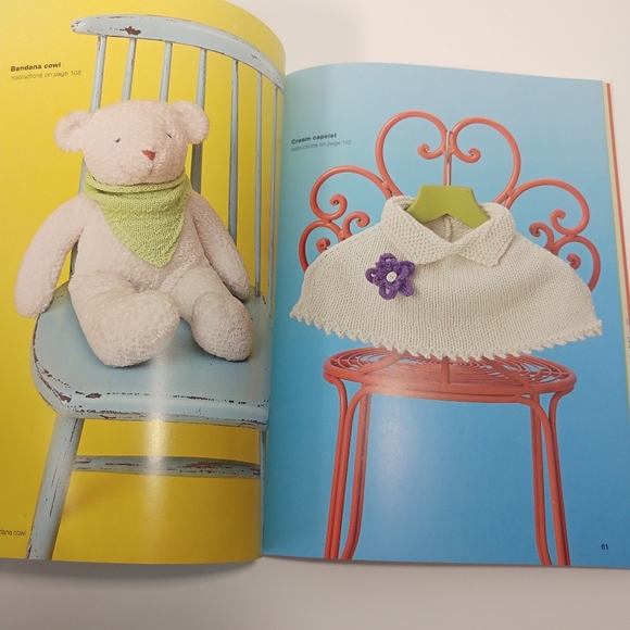 Scarves and Cowls Stylish Knits Coffee Table Book - Picture 3 of 12